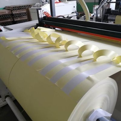 Rollo di carta adesiva autoadesiva lucida a misura personalizzata con tecnologia anti-curl