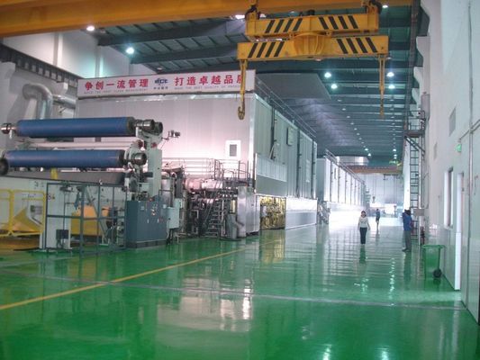Alta resistenza 80g Bianco 850mm Copia carta Jumbo Roll per la produzione di carta A4