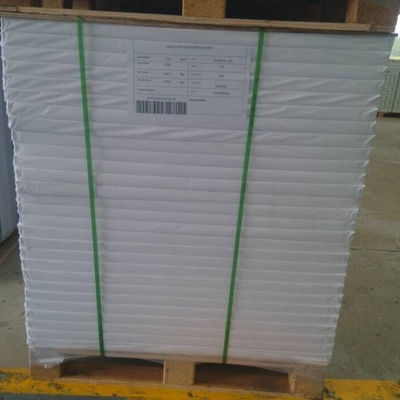 Tavola d'arte di caolinite rivestita a doppio lato da 300 g C1S per imballaggi a sfera nel mercato di Ningbo