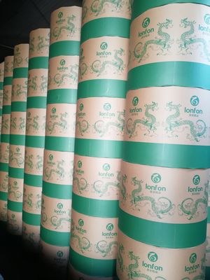 70 grammi di carta di stampa offset senza legno 3 o 4% di variazione di grammaggio