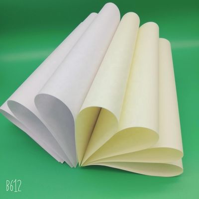 68 gm a 118 gm Carta di legno senza legno a colori cremosi per la stampa offset da Baiyun Mill