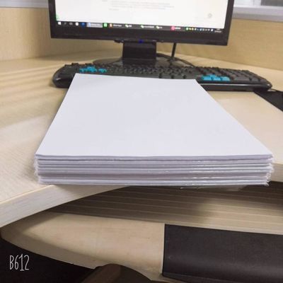 60 70 80 90 100 120GSM Carta bianca grezza/carta offset non rivestita ad elevato grammaggio