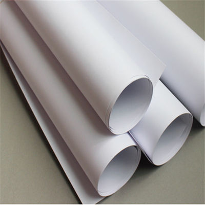 Carta offset senza legno 55/60/65/70/80/90/100/110/120 GSM per la stampa e la scrittura